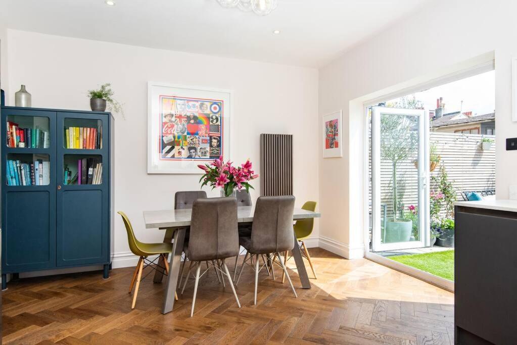 Villa Newly Renovated Victorian House With Free Parking à Hove Extérieur photo