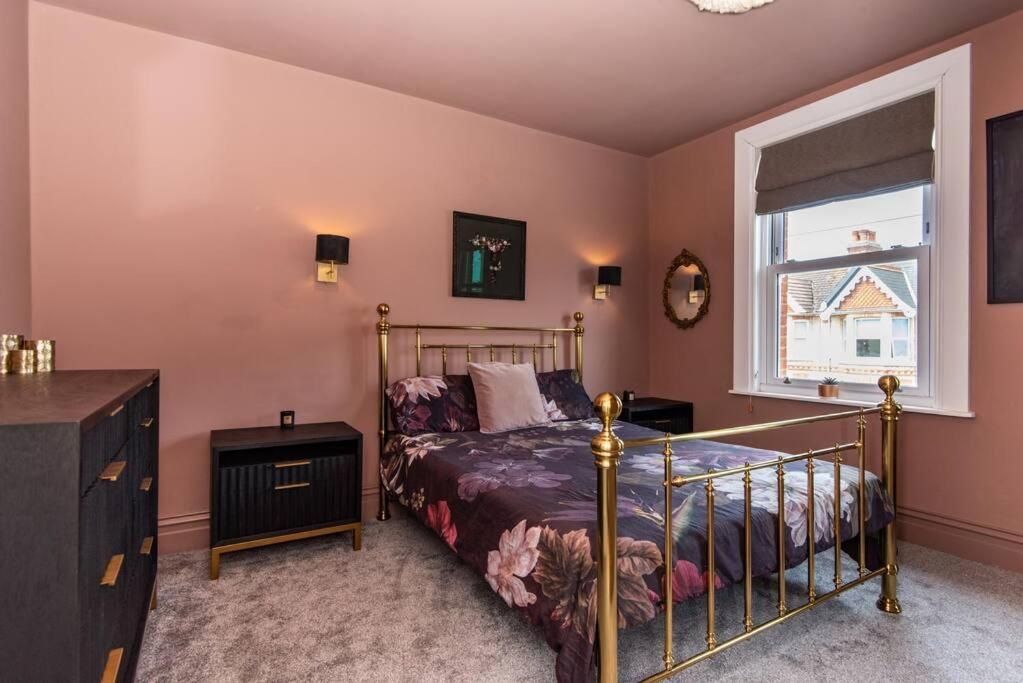 Villa Newly Renovated Victorian House With Free Parking à Hove Extérieur photo