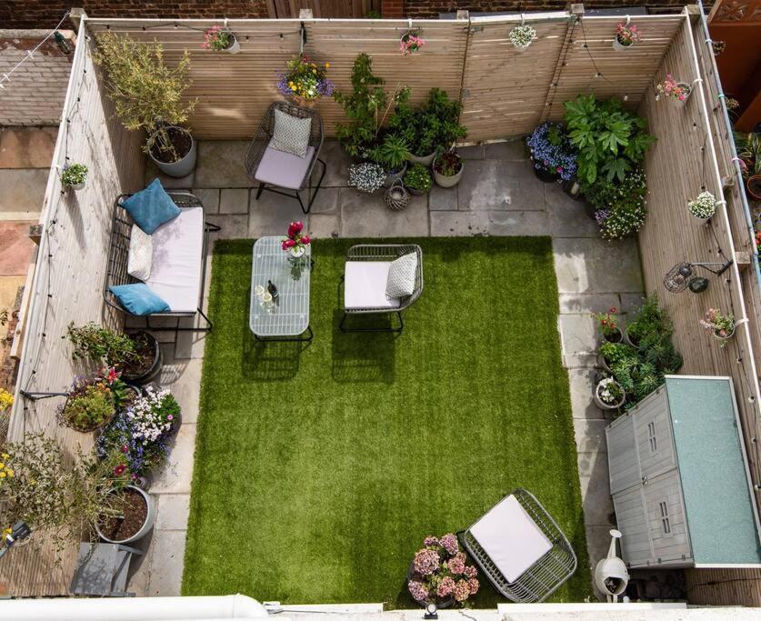 Villa Newly Renovated Victorian House With Free Parking à Hove Extérieur photo